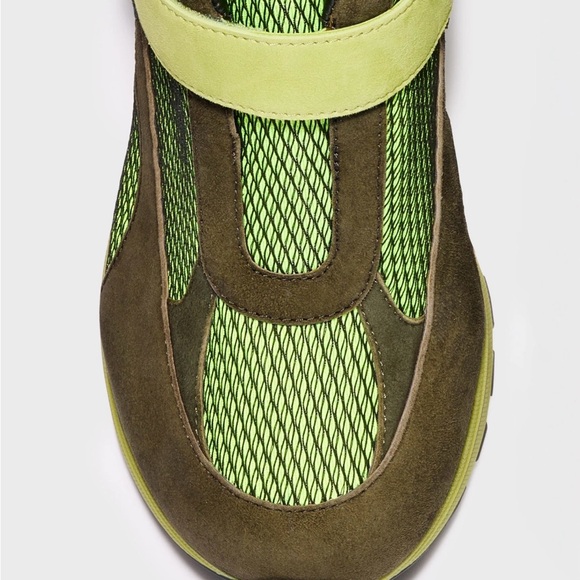 The Tepper in Lime Green - Picture 5 of 12